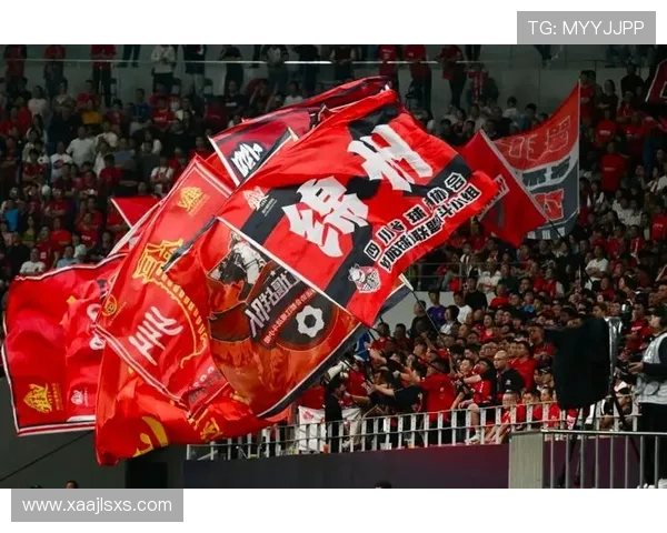好久不见艾克森深情发声盼再见球迷蓉城亚冠主场之夜送祝福