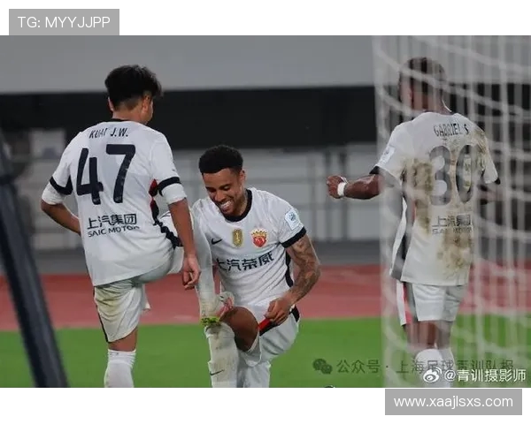 蒯纪闻传射建功 上海海港6-2大胜苏州东吴晋级足协杯下一轮